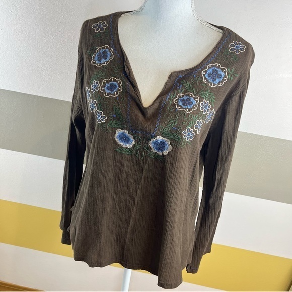 Vintage Tops - 2/$25 Giselle Apparel Vintage 90s Brown Floral Embroidered Boho Hippie Blouse